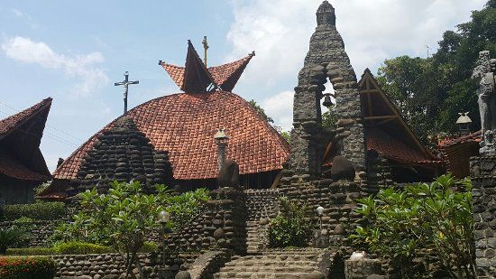 Gua Maria Puhsarang