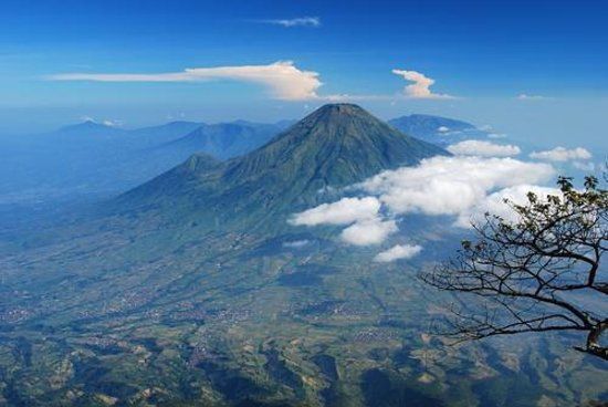 Gunung Sindoro