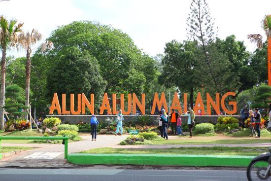 Alun-Alun Kota