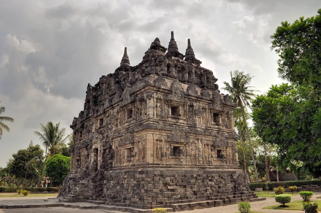 Candi Sari
