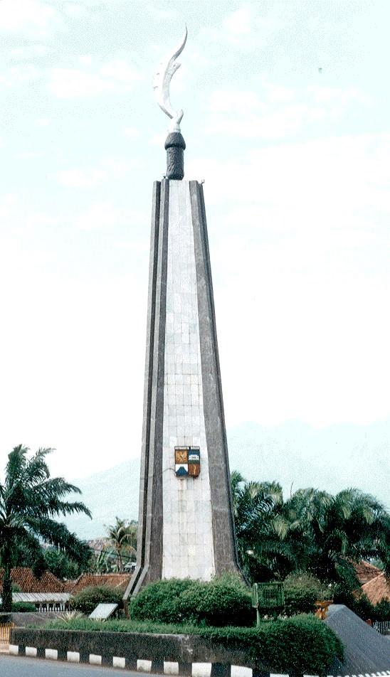 Tugu Kujang Bogor