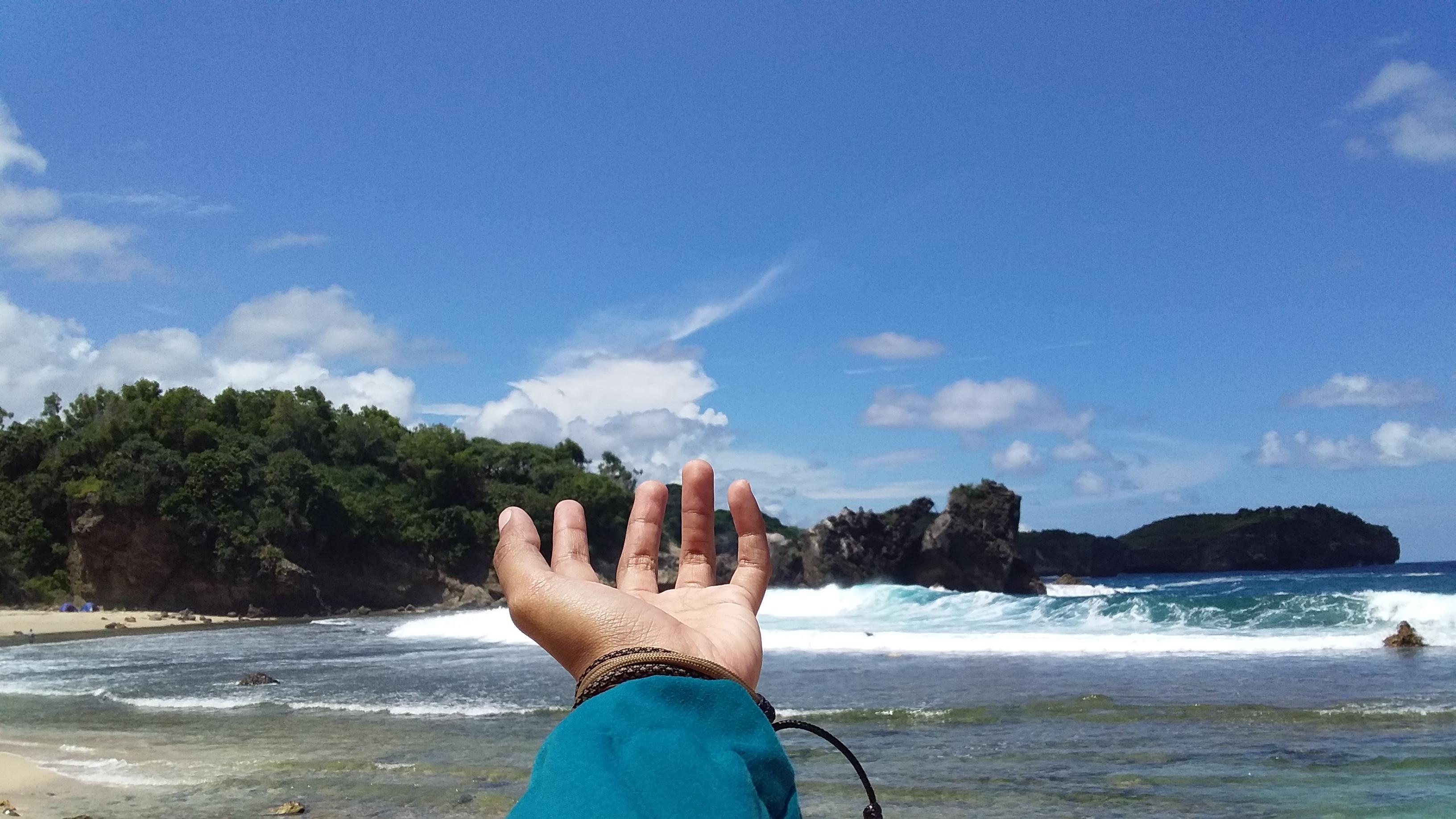 Snorkeling di Pantai Sadranan