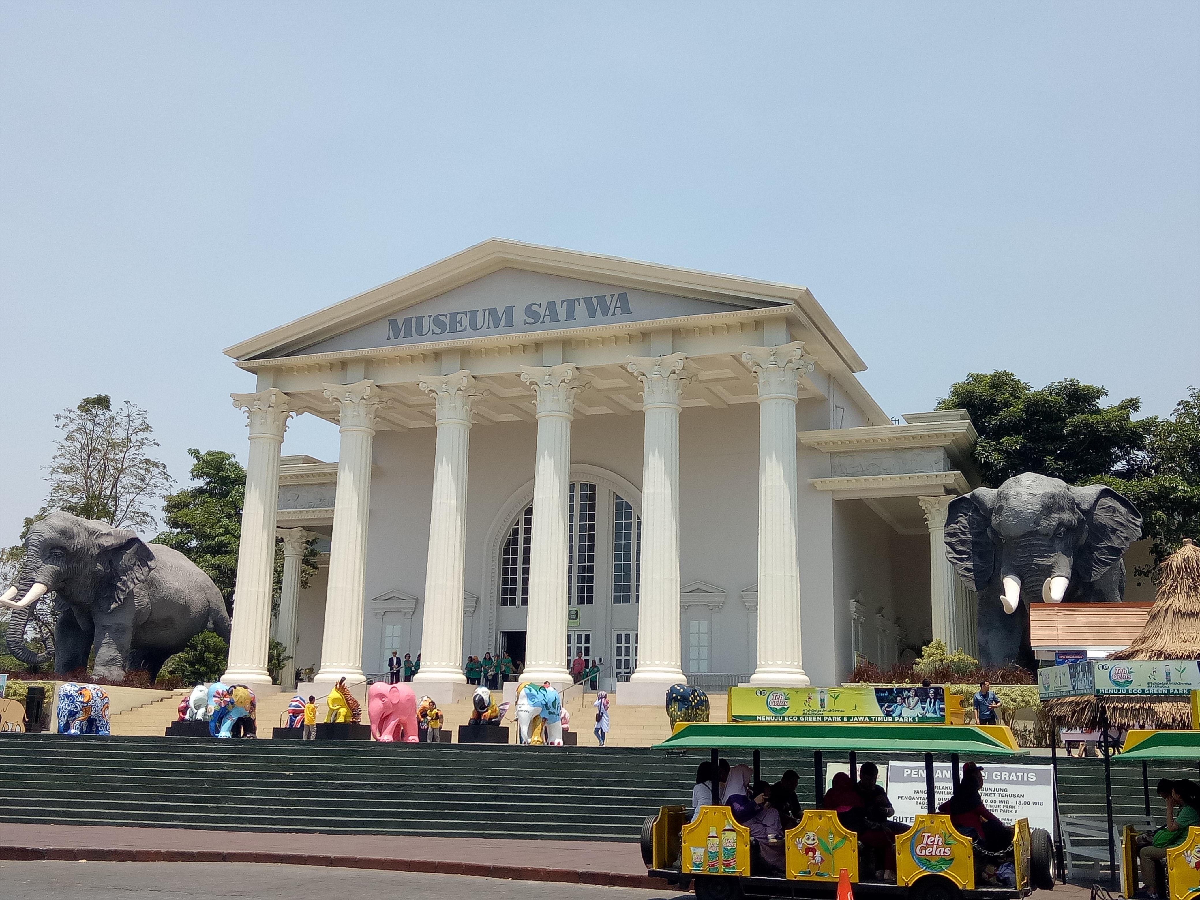 Museum Satwa Jawa Timur Park 2