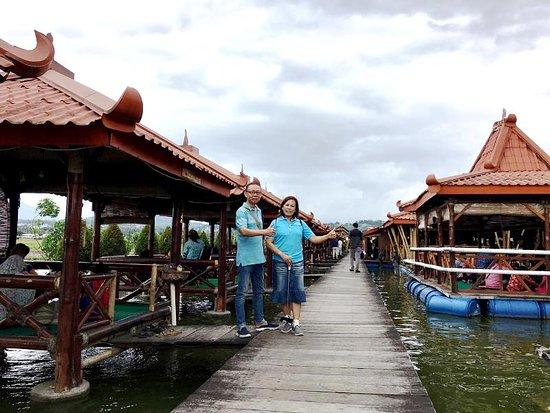 Wisata Apung Kampoeng Rawa