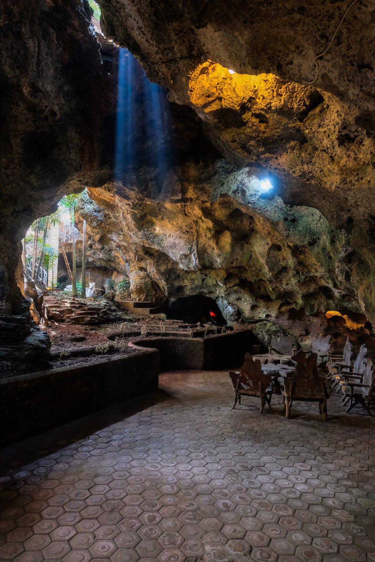Akbar Cave
