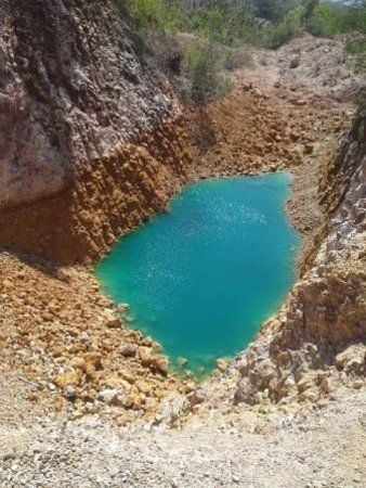 3 Colored Lake