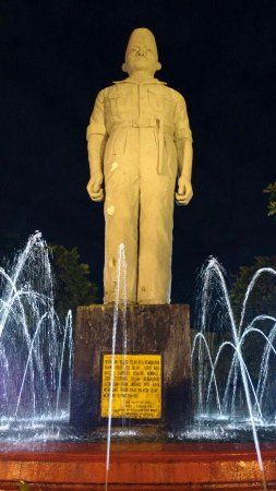 Berjalan di Taman