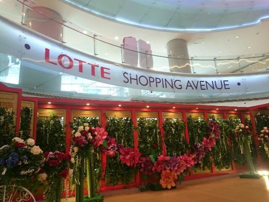 Mall Ciputra World Jakarta