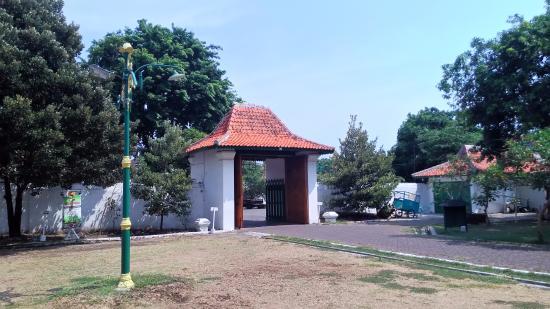 Keraton Kacirebonan