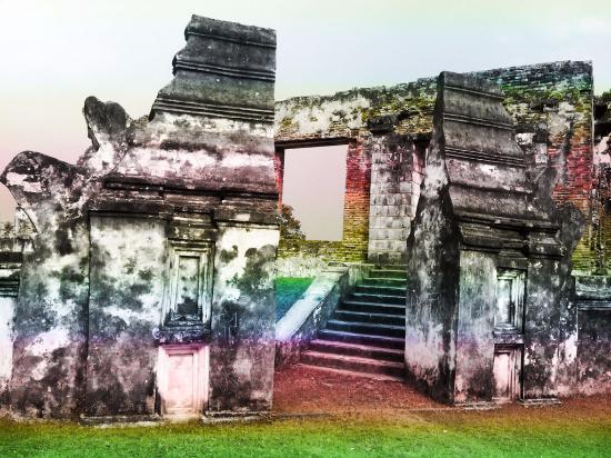Kaibon Palace
