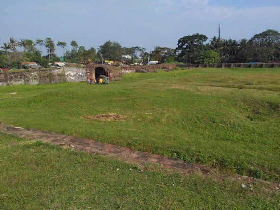 Situs Keraton Surosowan