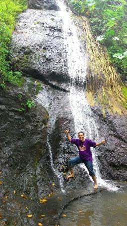 Roro Kuning Waterfall