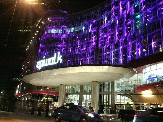 Mal Epicentrum Walk