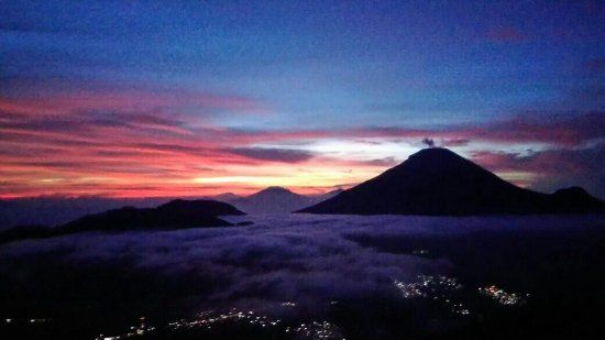 Berkemah di Telaga Menjer