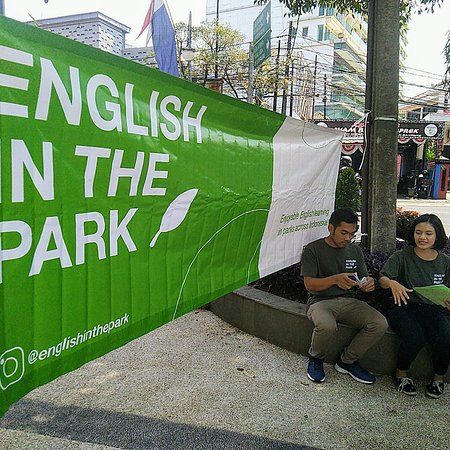 Berkeliling di Taman Lalu Lintas