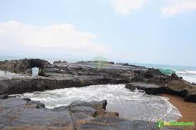 Pantai Karang Hawu