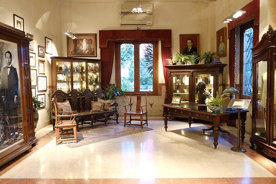 Sampoerna Museum