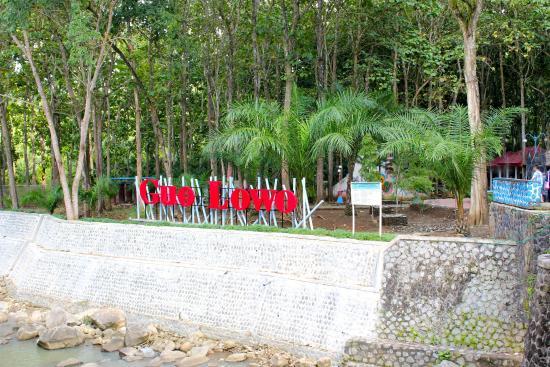 Lowo Cave