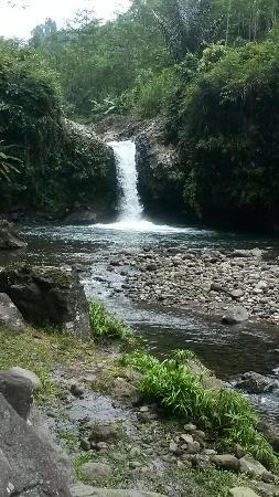 Bayan Waterfalls